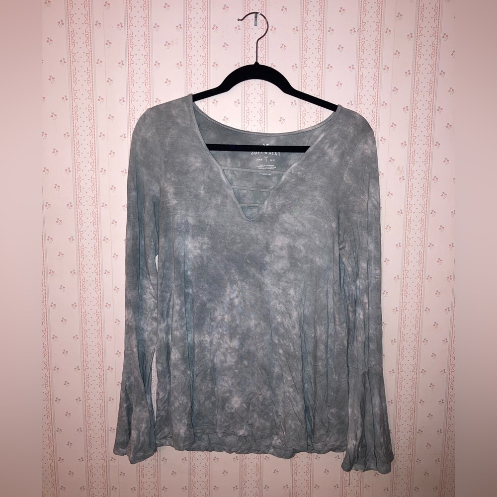 Boho and soft American Eagle top! Size medium